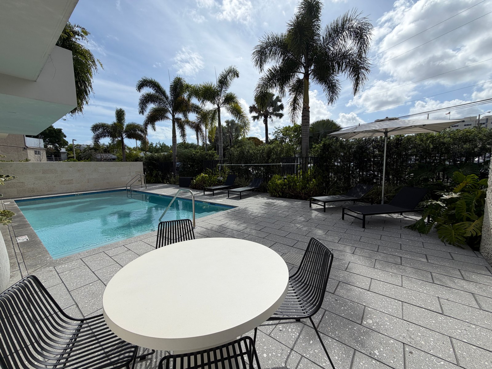 Bower SoMi Pool Terrace